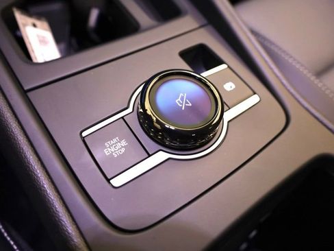 New 2026 Volkswagen Tiguan SE image 21