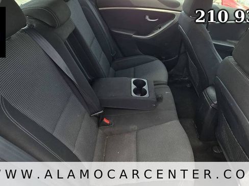 Used 2016 Hyundai Elantra GT FWD image 21