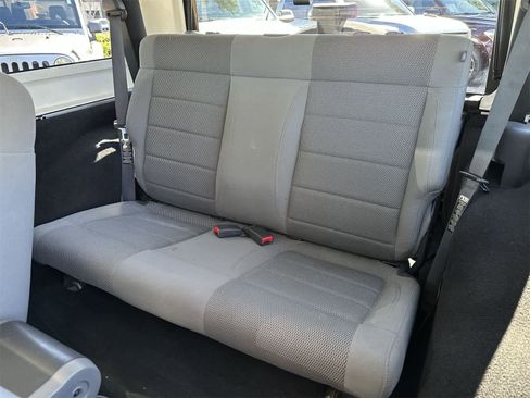 Used 2007 Jeep Wrangler Sahara w/ PWR Convenience Group image 18