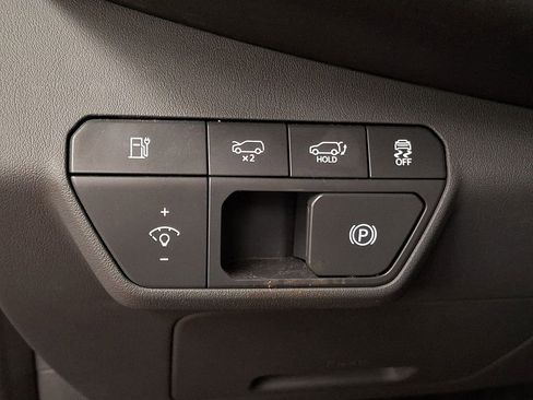 Used 2024 Kia EV9 Wind image 19