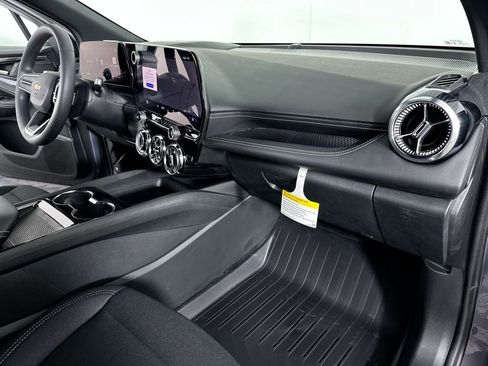 New 2026 Chevrolet Blazer EV LT image 27