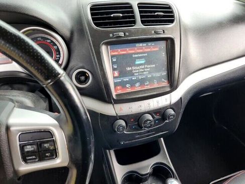 Used 2019 Dodge Journey GT image 7