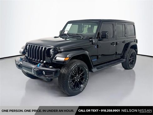 Used 2021 Jeep Wrangler Unlimited Sahara image 1