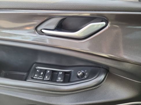 Certified 2022 Jeep Grand Cherokee L Laredo w/ Luxury Tech Group I RWD image 21