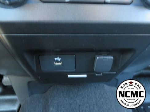 Used 2018 Ford F150 XLT AWD/4WD image 33