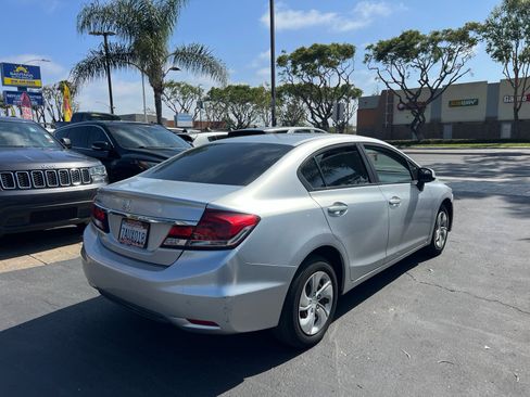 Used 2013 Honda Civic LX image 4
