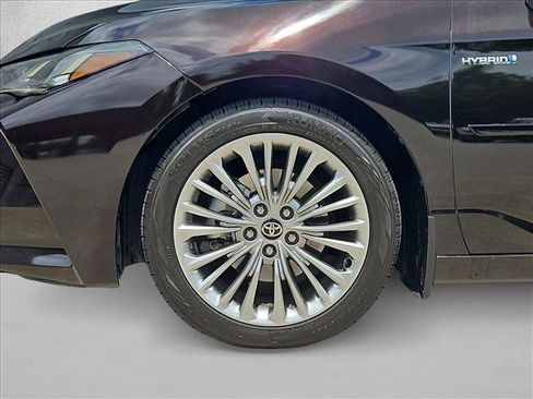 Used 2021 Toyota Avalon Limited w/ Advanced Safety Package FWD image 22