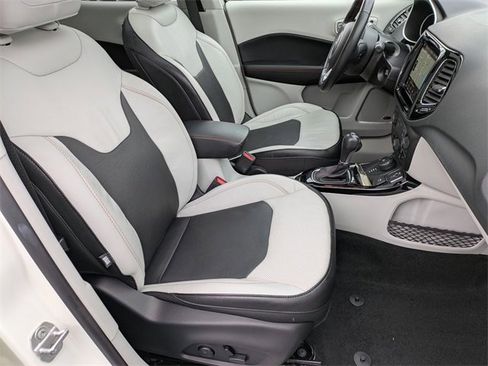 Certified 2021 Jeep Compass Limited w/ Sun and Sound Group image 31