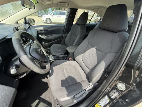 Used 2022 Toyota Corolla LE FWD image 9
