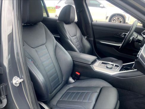 Used 2024 BMW M340i w/ Premium Package RWD image 8