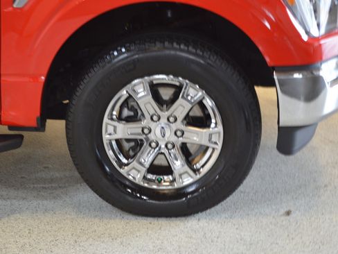 Used 2022 Ford F150 XLT w/ Equipment Group 302A High image 9