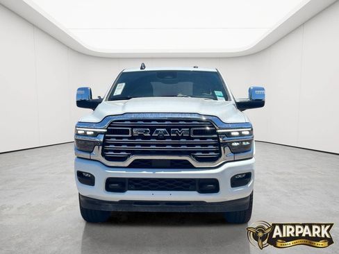 New 2026 RAM 3500 Limited AWD/4WD image 9