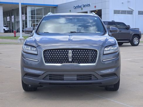 Used 2022 Lincoln Nautilus Reserve w/ Monochromatic Package FWD image 2
