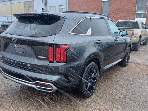 Used 2021 Kia Sorento SX image 2