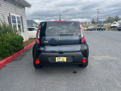 Used 2014 Kia Soul + image 5