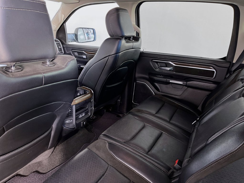 Used 2022 RAM 1500 Laramie AWD/4WD image 29