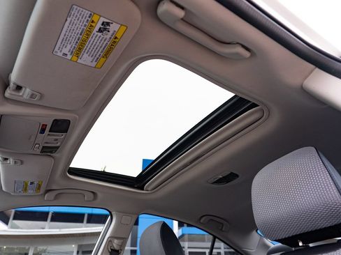 Used 2017 Subaru Legacy 2.5i Sport AWD/4WD image 19
