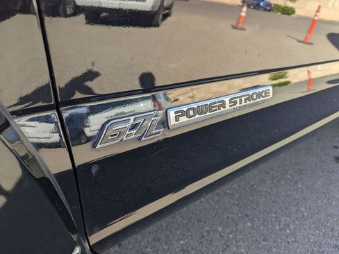 Used 2017 Ford F250 King Ranch w/ King Ranch Ultimate Package AWD/4WD image 9