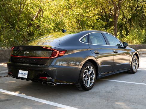 Used 2022 Hyundai Sonata SEL image 9