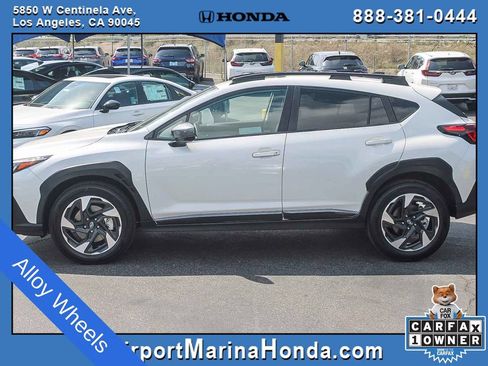 Used 2024 Subaru Crosstrek 2.5i Limited w/ Crosstrek Mirror Package AWD/4WD image 3