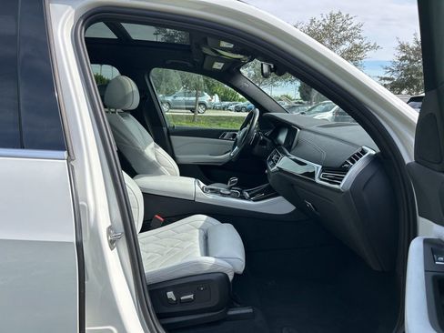 Used 2023 BMW X5 xDrive45e image 33