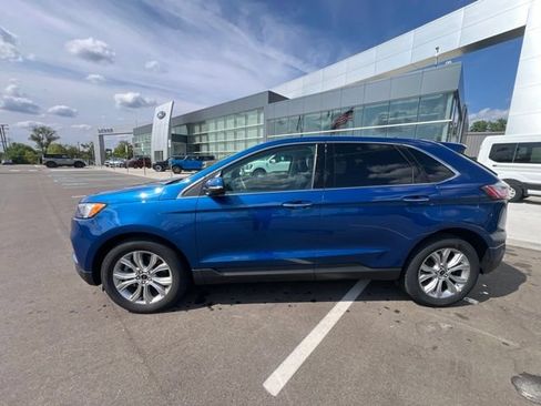 Used 2024 Ford Edge Titanium AWD/4WD image 8