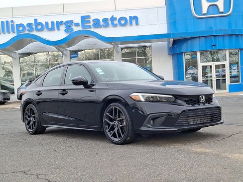 Used 2023 Honda Civic Sport Touring image 1