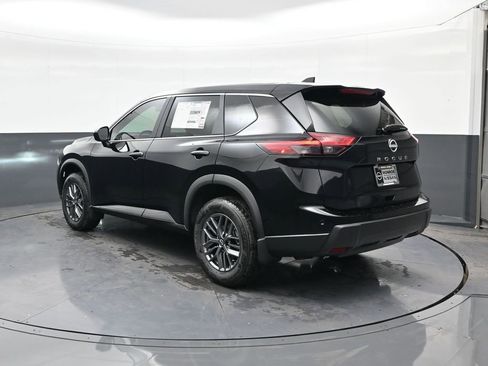 New 2026 Nissan Rogue S image 5