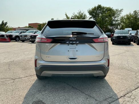 Used 2022 Ford Edge SEL AWD/4WD image 4
