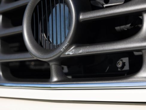 Used 2000 Cadillac De Ville DTS w/ Comfort/Convenience Pkg image 59