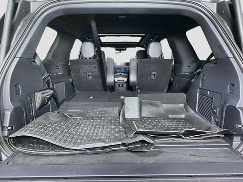 Used 2026 Lincoln Navigator Reserve w/ Jet Appearance Package AWD/4WD image 28