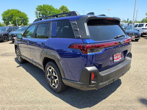New 2026 Subaru Outback Touring AWD/4WD image 10