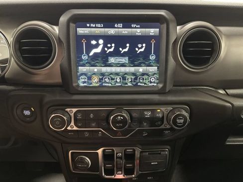 Used 2021 Jeep Wrangler Unlimited Sport AWD/4WD image 21