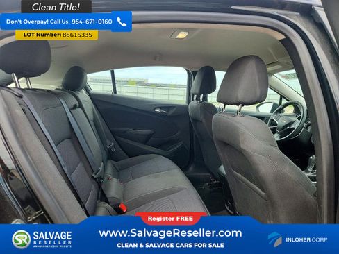 Used 2018 Chevrolet Cruze LT w/ Convenience Package FWD image 13