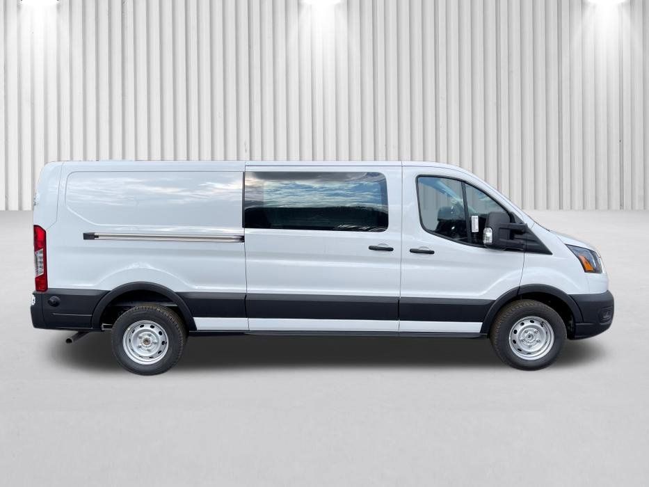 New 2024 Ford Transit 250 Low Roof RWD image 3