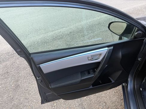 Used 2014 Toyota Corolla LE w/ Protection Package FWD image 34