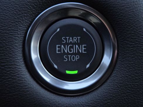 New 2026 GMC Canyon Elevation w/ Convenience Package image 10