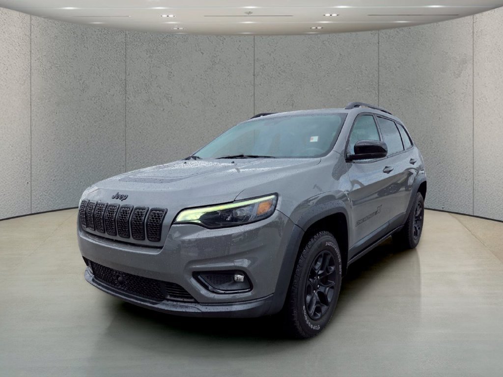 Used 2022 Jeep Cherokee Latitude w/ Trailer Tow Group AWD/4WD image 12