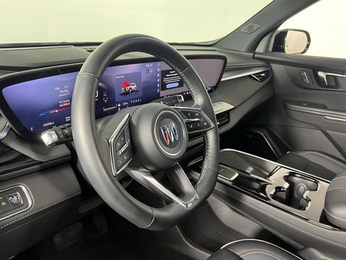 Used 2025 Buick Enclave Sport Touring image 19