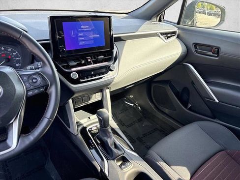 Used 2025 Toyota Corolla Cross AWD Hybrid image 14
