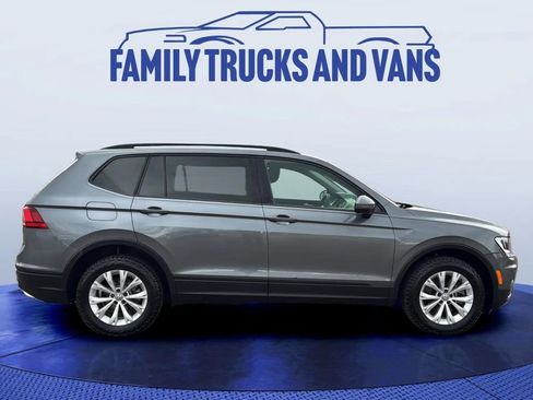 Used 2018 Volkswagen Tiguan S image 6