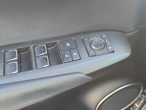 Used 2018 Lexus NX 300 FWD w/ Accessory Package 2 image 31