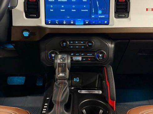 Used 2023 Ford Bronco Heritage Edition image 29
