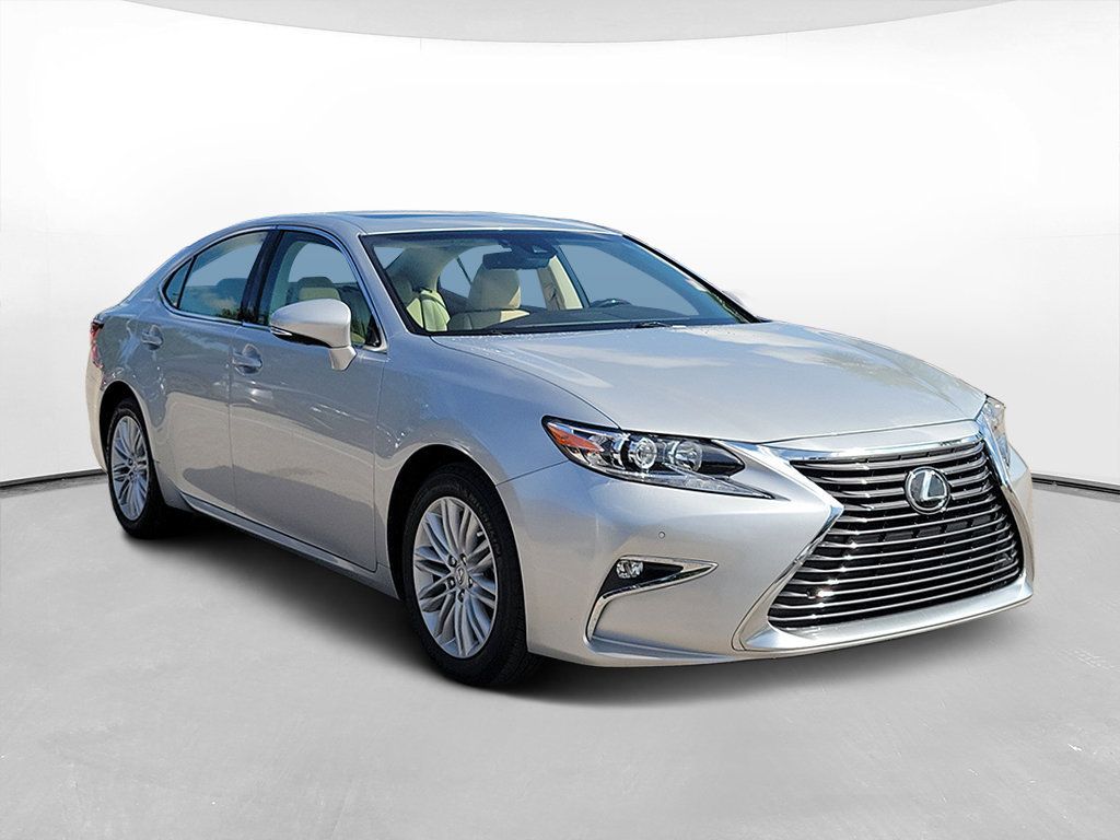 Used 2017 Lexus ES 350 w/ Premium Package FWD image 3