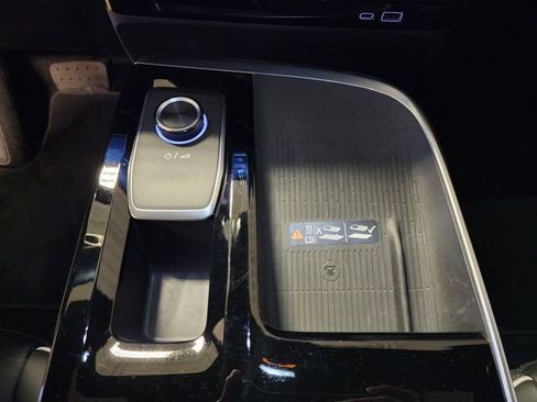 Certified 2025 Buick Enclave Sport Touring image 19