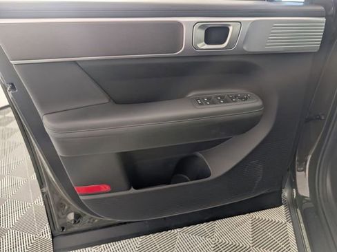 Used 2025 Hyundai Santa Fe XRT image 10