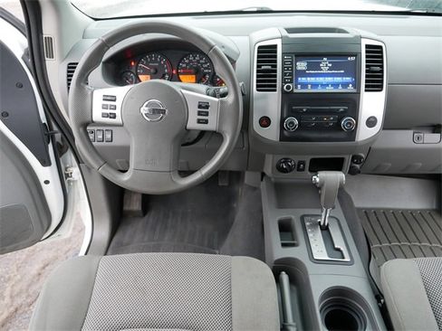 Used 2019 Nissan Frontier SV image 20