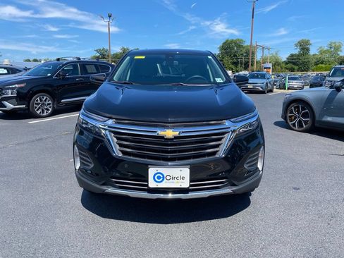 Used 2023 Chevrolet Equinox LT AWD/4WD image 3
