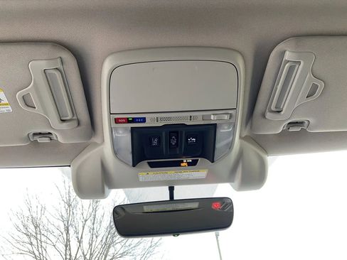 Used 2021 Subaru Forester Limited image 19