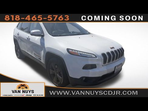 Used 2016 Jeep Cherokee 75th Anniversary FWD image 1